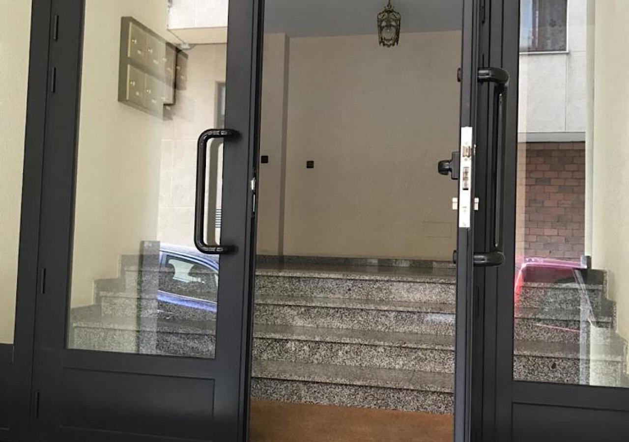Apartamento Mi Casa Mino Exterior foto